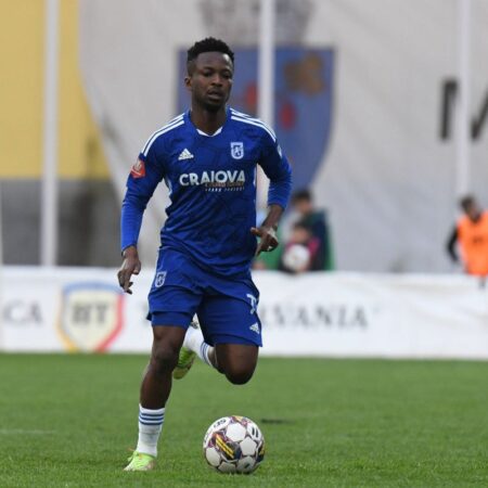 „Familia mea și cu mine ne rugăm pentru el” » Foștii colegi de la Craiova, șocați de accidentarea lui Samuel Asamoah: „Sper că nu este adevărat”