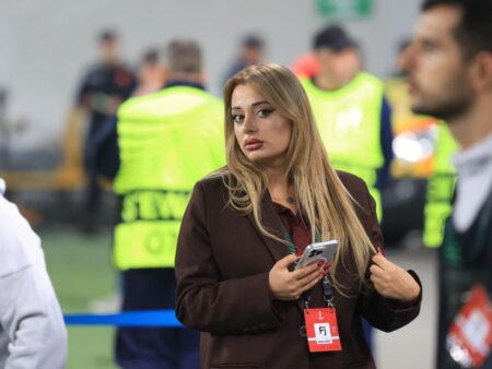 Anna a sosit în Craiova