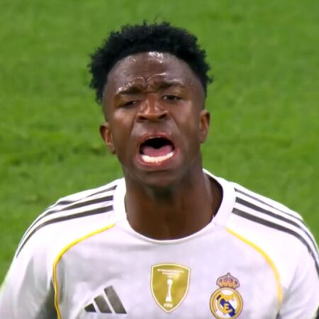 „Îi supune testelor în fiecare zi”