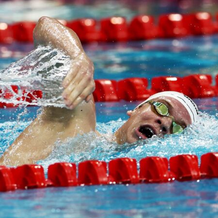 Leon Marchand a debutat la Cupa Mondială cu cel mai bun timp la 400 m liber » Antrenorul Bob Bowman a anunțat că anul viitor, francezul va decide între această probă și cea de 200 m liber.