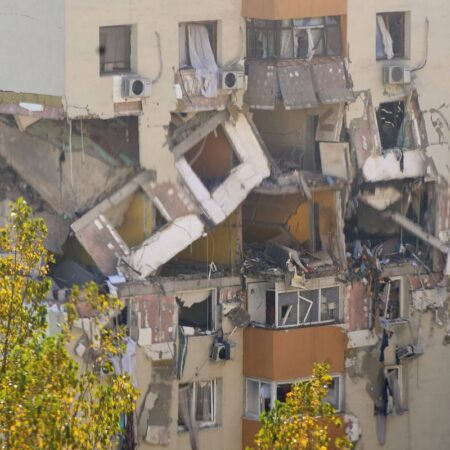 „A rămas fără apartament și fără bunurile personale”