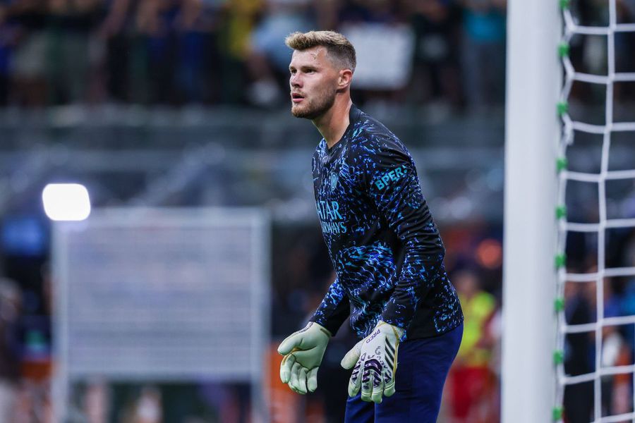 Josep Martinez / Foto: Imago Images Accidentul provocat de portarul lui Inter, Cristi Chivu a anulat conferința de presă