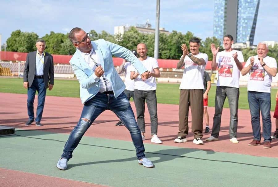 Omul care a salvat-o pe Dinamo și-a ales trei jucători preferați