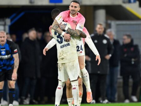 Aleix Garcia, gol din mijlocul terenului și MVP pentru Bayer Leverkusen! Fostul dinamovist impresionează în Germania