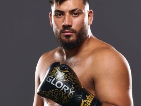 Glory 104 | Alin Nechita se confruntă cu noul star al greilor, LIVE pe VOYO de la ora 18:00