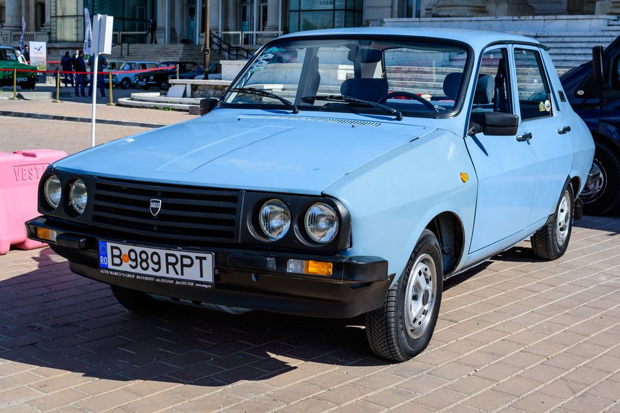 Un model de Dacia 1310 // foto: Imago Images Mihai Stoica a fost la un pas de tragedie: „Conduceam o Dacia 1310”