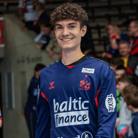 Un jucător de 18 ani din Bundesliga va debuta pentru România la „Trofeul Carpați”
