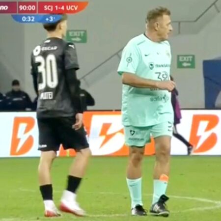 „De ce bunicul a avut voie să pășească pe gazon?”