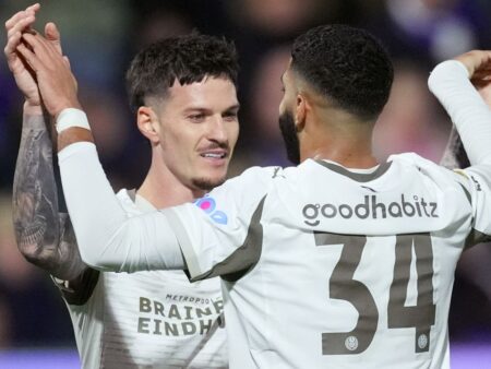 PSV, cu aripile lui Super Man: debut pentru Dennis în Olanda