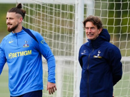 Ce se întâmplă cu Radu Drăgușin la Tottenham: „Nu ai voie! Va fi dificil să se întoarcă”
