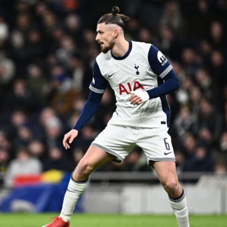 Ioan Andone, despre încercările lui Drăgușin la Tottenham: „Se luptă cu doi dintre cei mai buni din lume”