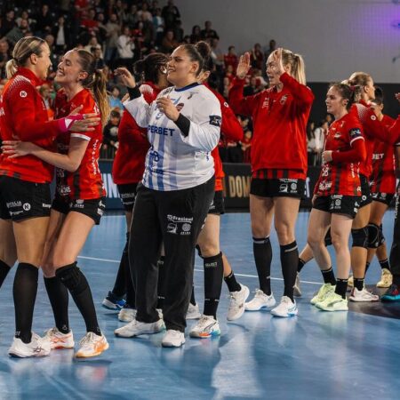 Reacțiile celor două echipe după surpriza produsă de Gloria Bistrița în Liga Campionilor, în urma victoriei împotriva Esbjerg: „Atacul a învins apărarea”