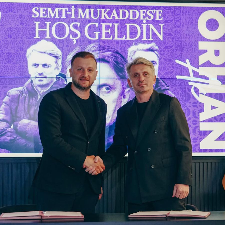 Orhan Ark (dreapta), noul antrenor al lui Eyupspor. Clubul la care a fost propus Gică Hagi și-a numit noul antrenor: „Bine ai venit!”