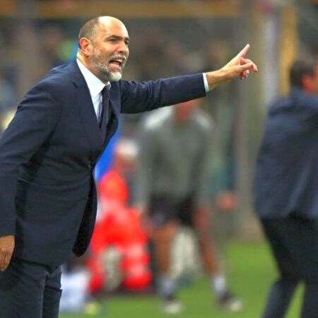 Va avea trei antrenori sub contract! » Cât vor costa cei doi concediați în 7 luni