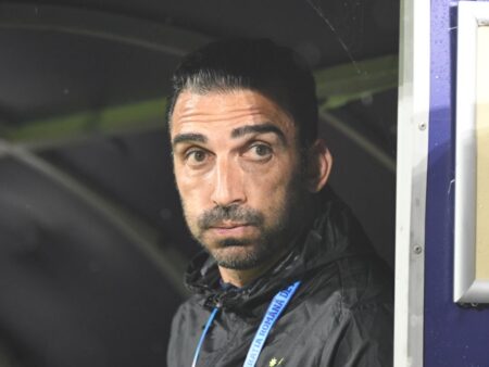 Elias Charalambous a făcut anunțul! Un jucător de la FCSB este indisponibil: „3-4 săptămâni. Așa a spus medicul.”