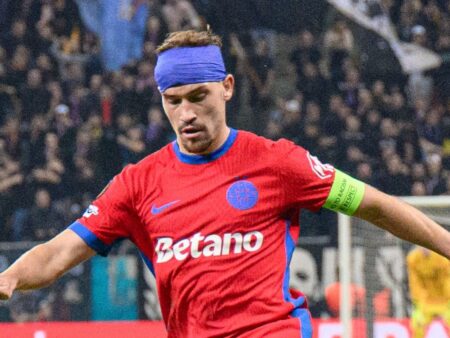 Reacția lui Darius Olaru după ce Torbjorn Heggem l-a lovit la cap în meciul FCSB – Bologna