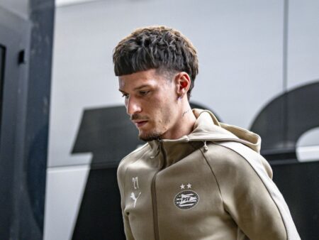 Dennis Man, titular pentru prima dată la PSV în UEFA Champions League!