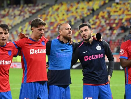 FCSB își pierde apărarea! Pleacă și ultimul fundaș rămas „în picioare”