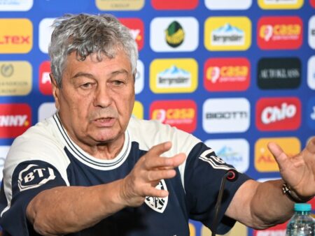 Surprizele lui Lucescu: Cum ar putea fi alcătuit primul 11 al României în meciul cu Moldova.