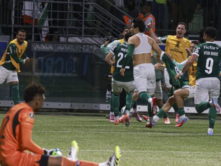 Remontada emoționantă și calificarea în finala Copa Libertadores după un penalty în ultimele secunde!