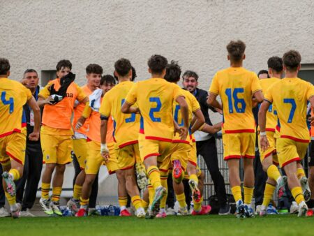 România U17 a învins categoric Azerbaidjanul! „Tricolorii” mici au impresionat cu jucători de la Real Madrid, Lazio, AC Milan și FCSB.
