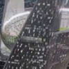 Arabii construiesc un stadion spectaculos! Iată cum va fi arena suspendată la 350 de metri înălțime.