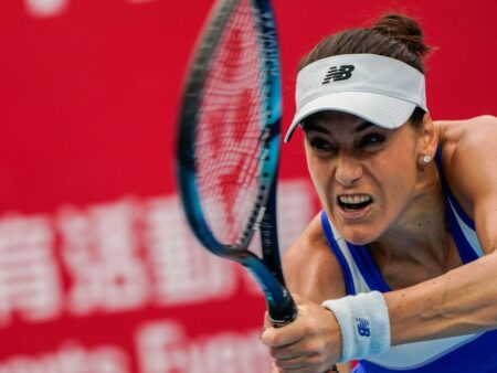 Reîntâlnire cu „balaurul.” Sorana Cîrstea joacă la Hong Kong împotriva jucătoarei care nu a ieșit la întâlniri până la 22 de ani.