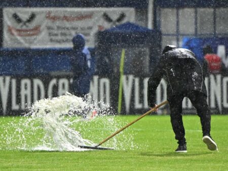 Superliga pe apă! Fotbal printre bălți la Clinceni. Momente memorabile din Unirea Slobozia – Dinamo