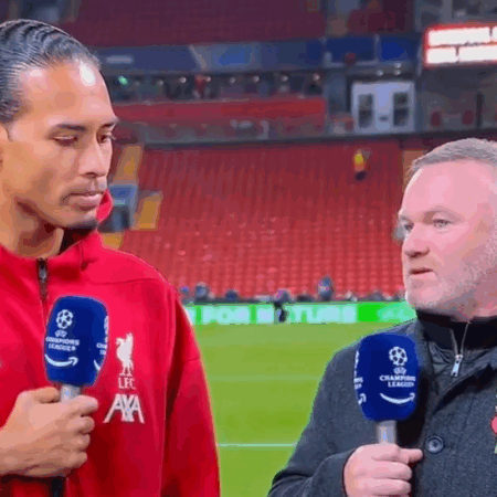 Van Dijk și Rooney au avut un conflict pe teren: „Exagerezi!”