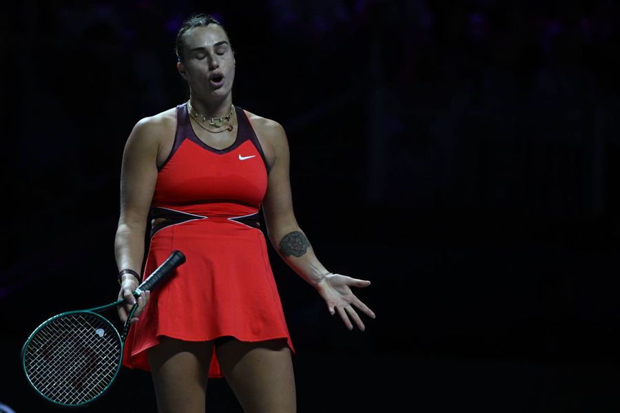 Aryna Sabalenka, pe parcursul ultimului meci de la WTA Finals Elena Rybakina e noua campioană de la WTA Finals!