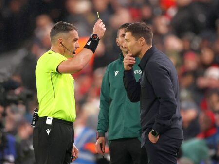 Spaniolii au o neînțelegere cu Istvan Kovacs după meciul cu Liverpool