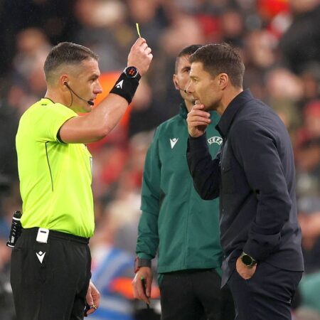 Spaniolii au o neînțelegere cu Istvan Kovacs după meciul cu Liverpool