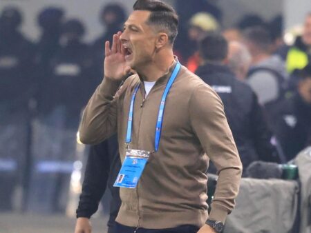 Moment surprinzător în Craiova – Rapid » Ce mesaj i-a transmis Rădoi jucătorului de la giuleșteni: „Nu uita!”