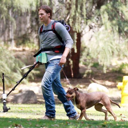 Tom Brady, fostul star al fotbalului american, a dezvăluit că și-a clonat câinele.