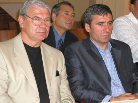 „Mulțumesc pentru tot, nea Imi. Vei rămâne mereu în inima mea.”