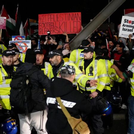 Incidente pe străzile din Birmingham! 11 persoane arestate