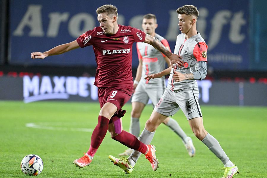 Louis Munteanu a fost golgheterul ediției precedente de Superliga (23 de goluri marcate) Louis Munteanu l-a sunat pe Gigi Becali: „A dat-o în obrăznicie, cred că era cu gagica lângă el!” » Finanțatorul dezvăluie schema dorită de Varga: „Criptomonede, dădea și bani de la el!”