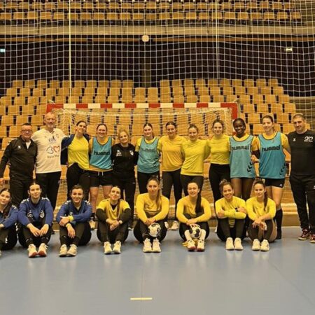 Minaur Baia Mare a suferit o înfrângere în manșa tur a play-off-ului pentru grupele Ligii Europene EHF la handbal feminin.