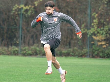 „Trebuie să părăsească această zonă”