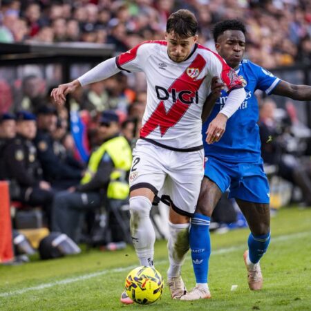 „L-a oprit pe Vinicius și a creat pericol în atac!”