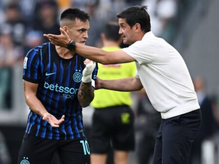 „Rămân același, zâmbesc când e nevoie”