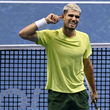 Carlos Alcaraz a obținut a doua sa victorie la ATP Finals