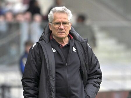 „Vreau să-l provoc. Nervozitatea se simte în tonul meu.”