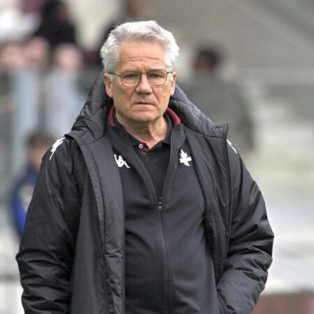 „Vreau să-l provoc. Nervozitatea se simte în tonul meu.”