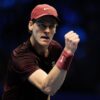 Jannik Sinner a învins-o pe Alexander Zverev și s-a calificat în semifinalele ATP Finals