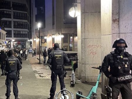 Protest cu peste 10.000 de ultrași, organizat înaintea meciului crucial din preliminariile CM 2026