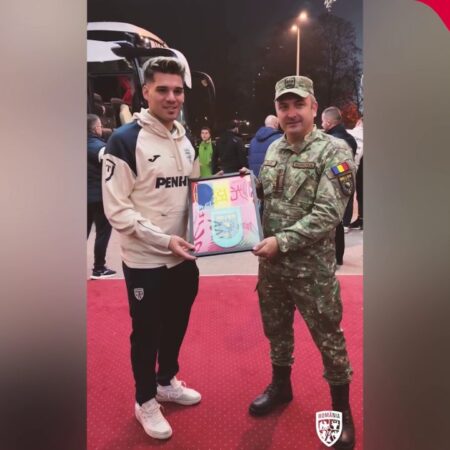 Militari români au vizitat Naționala României la Zenica