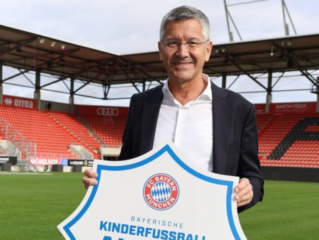 „O fărâmă de modestie nu ar face rău”