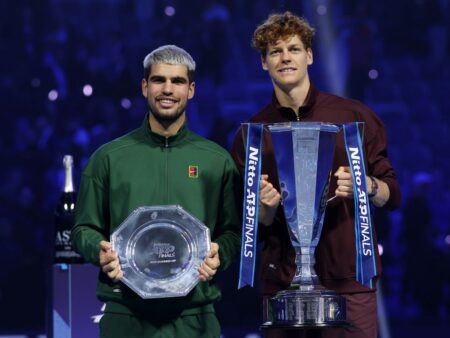 „Nu e adevărat!” » Statistica impresionantă a rivalității dintre Carlos Alcaraz și Jannik Sinner, după finala Turneului Campionilor