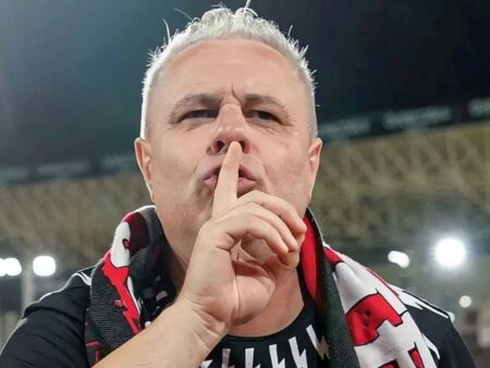 „Se comporta ca un schizofrenic! Am căzut rapid alături de el”